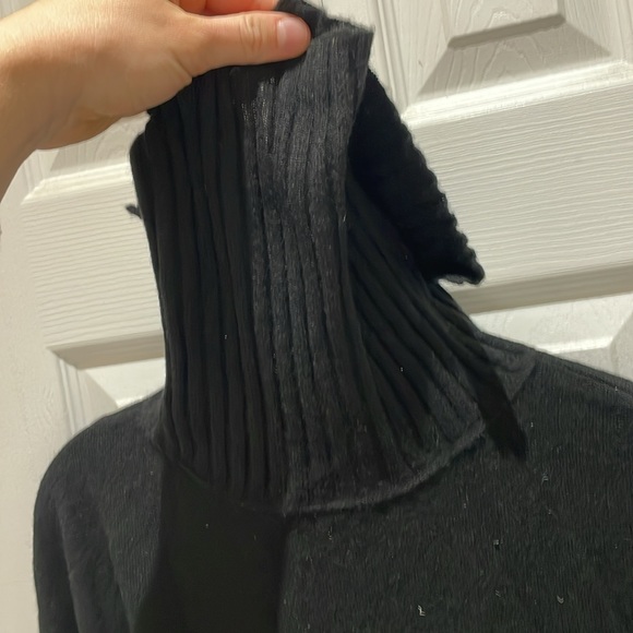 Inhabit 100% cashmere turtleneck - Picture 11 of 14